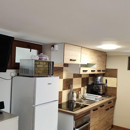 Dunaparti Vendeghaz 라츠케브 외부 사진